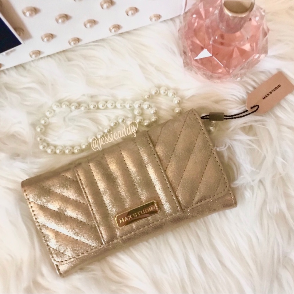 Max Studio Wallet